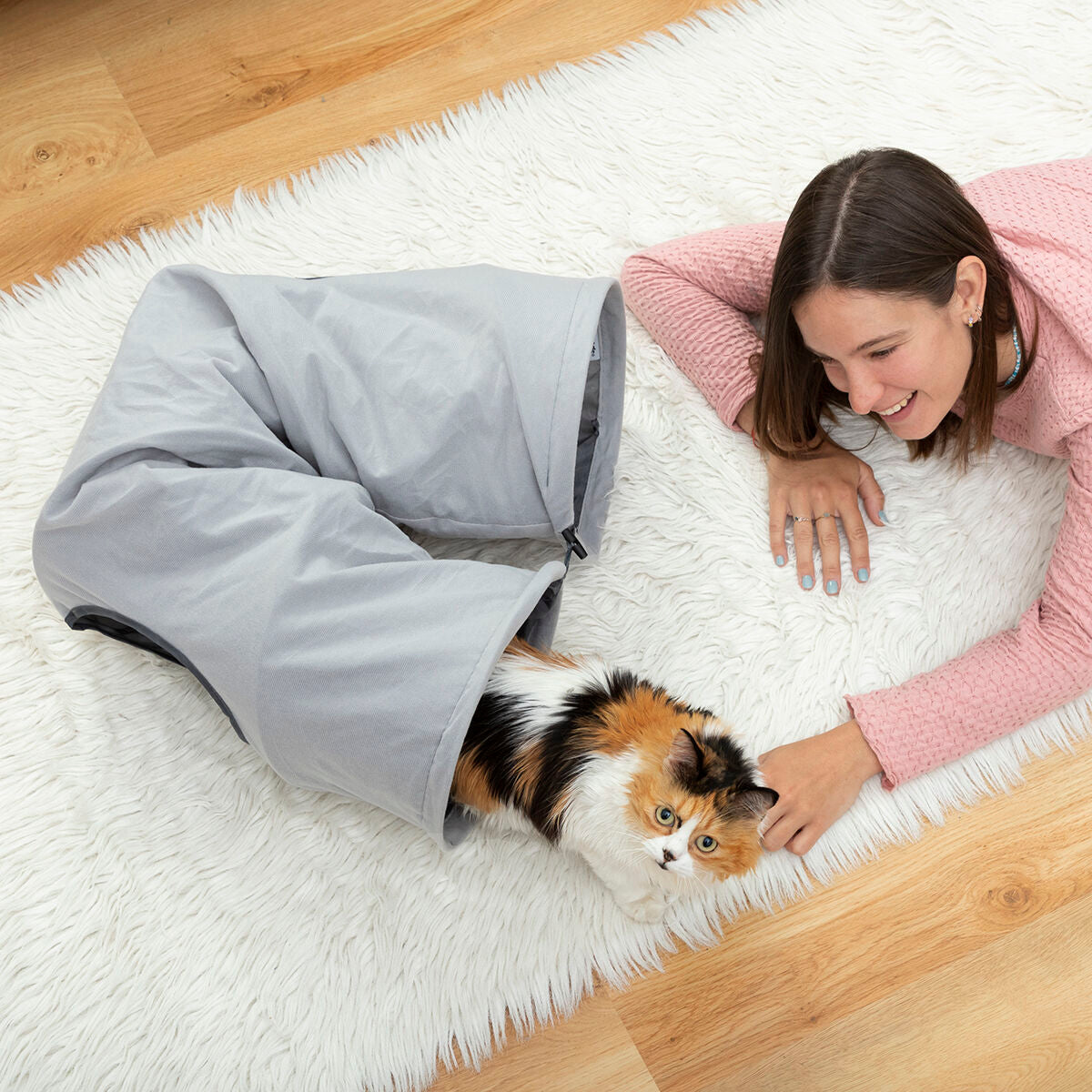 Túnel plegable para gatos con 2 ventanas (114 cm)